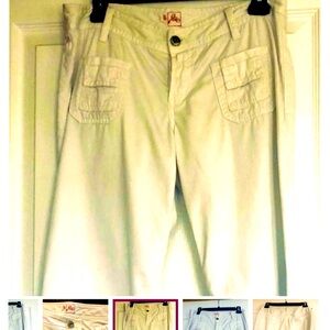 Joi cotton capri pant.  100% cotton. Great pocket details. Great fit